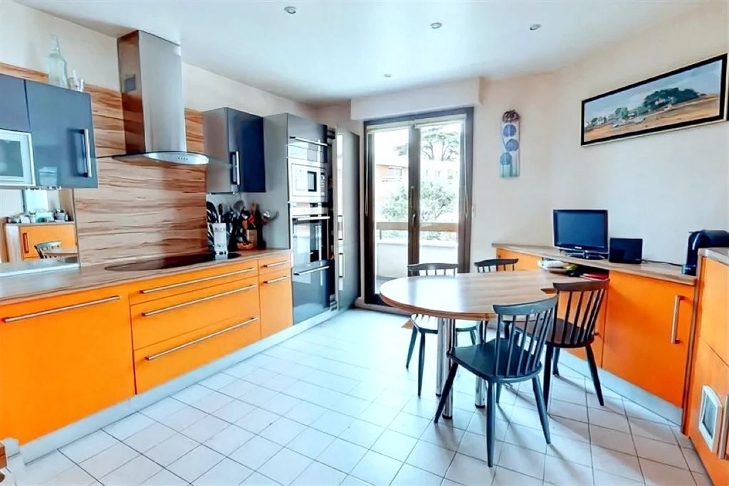 appartement 5 pièces en vente sur CHATILLON (92320)