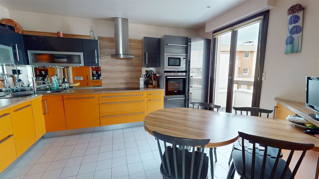 appartement 5 pièces en vente sur CHATILLON (92320)